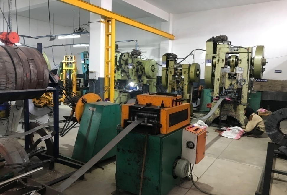 Power press machines with coil feeding equipment for sheet metal stamping